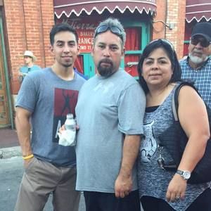 Meet your Posher, D.j.